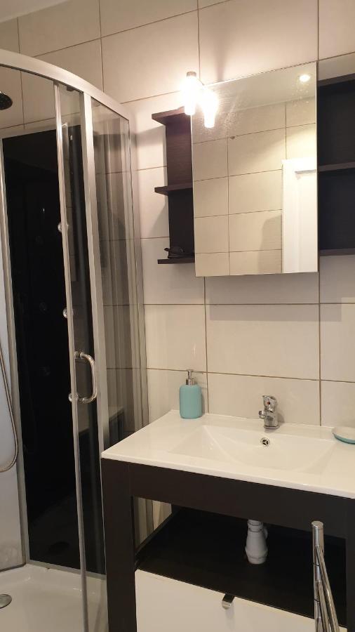 Apartament Dari'S Host Arcueil Zewnętrze zdjęcie